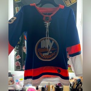 Matthew Barzal #13 Islanders Jersey
